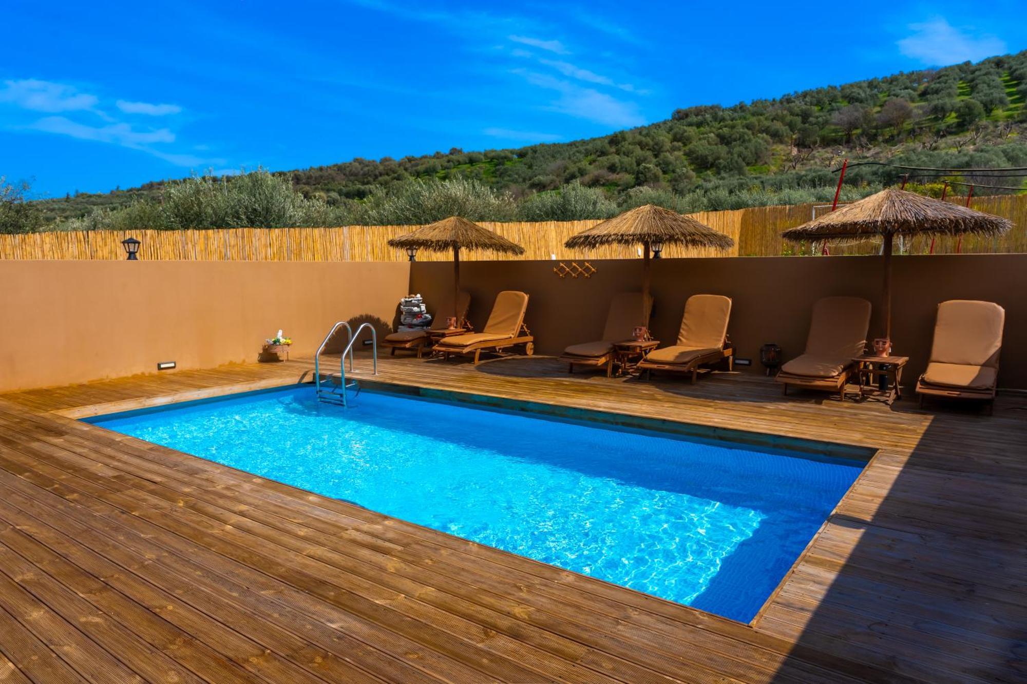 With Pool & Private Parking Σπίτι διακοπών *